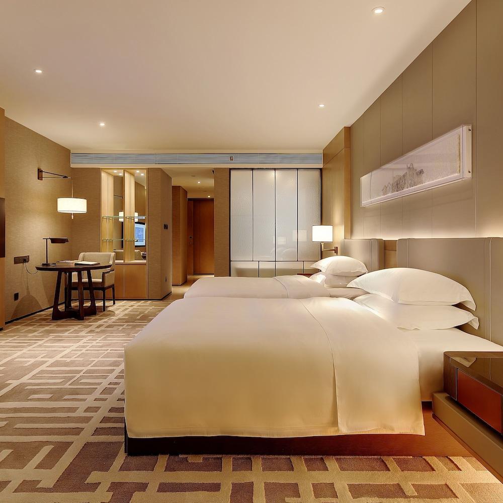 Dongguan Dongcheng International Hotel - Free Shuttle Buses For Executive Room Guests During Canton Fair Buitenkant foto