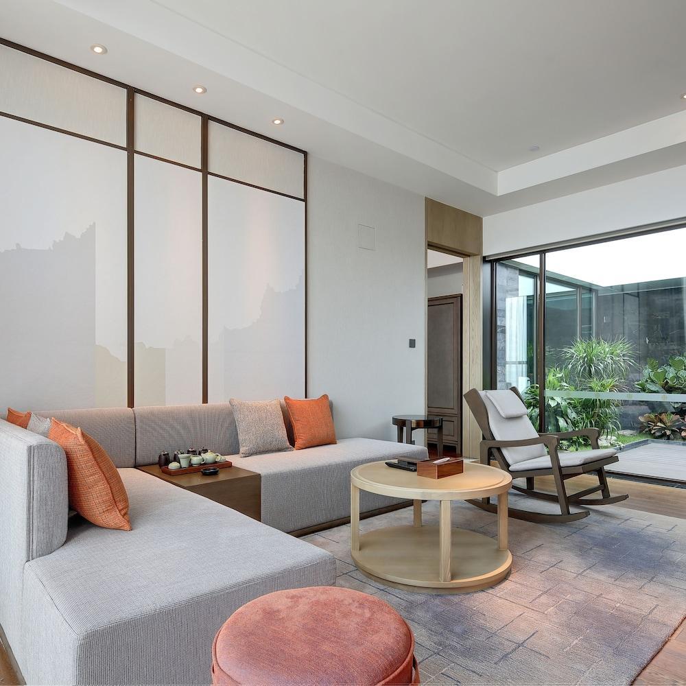 Dongguan Dongcheng International Hotel - Free Shuttle Buses For Executive Room Guests During Canton Fair Buitenkant foto