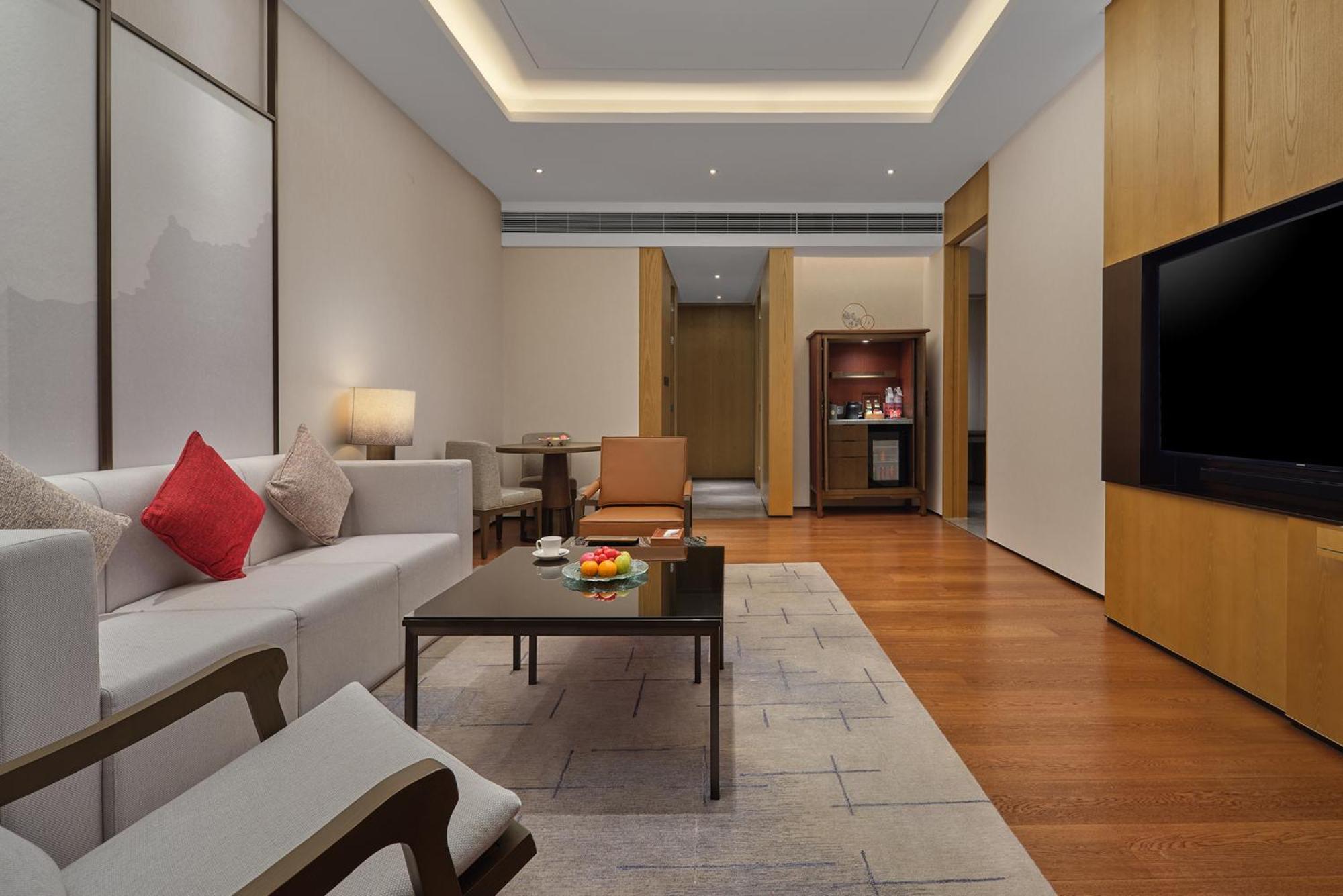 Dongguan Dongcheng International Hotel - Free Shuttle Buses For Executive Room Guests During Canton Fair Buitenkant foto