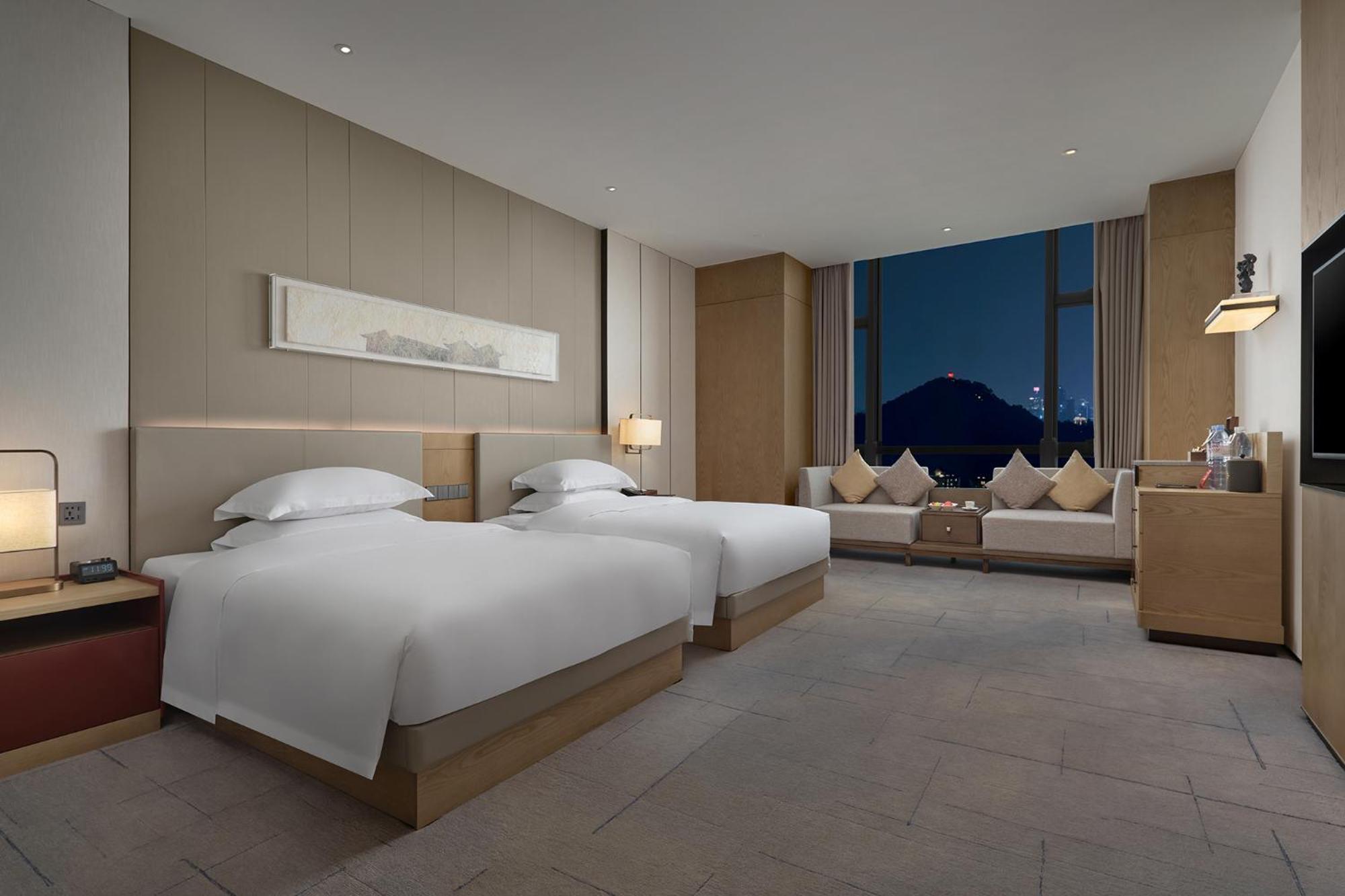 Dongguan Dongcheng International Hotel - Free Shuttle Buses For Executive Room Guests During Canton Fair Buitenkant foto
