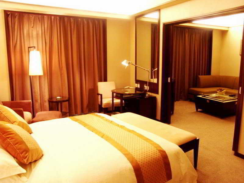 Dongguan Dongcheng International Hotel - Free Shuttle Buses For Executive Room Guests During Canton Fair Buitenkant foto