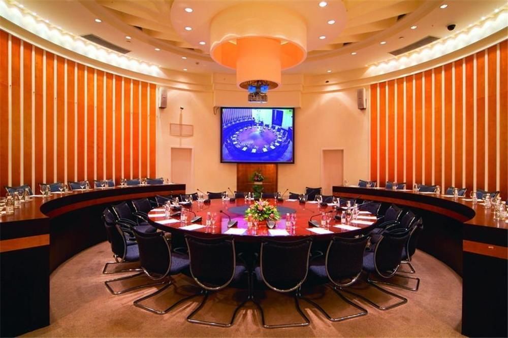 Dongguan Dongcheng International Hotel - Free Shuttle Buses For Executive Room Guests During Canton Fair Buitenkant foto